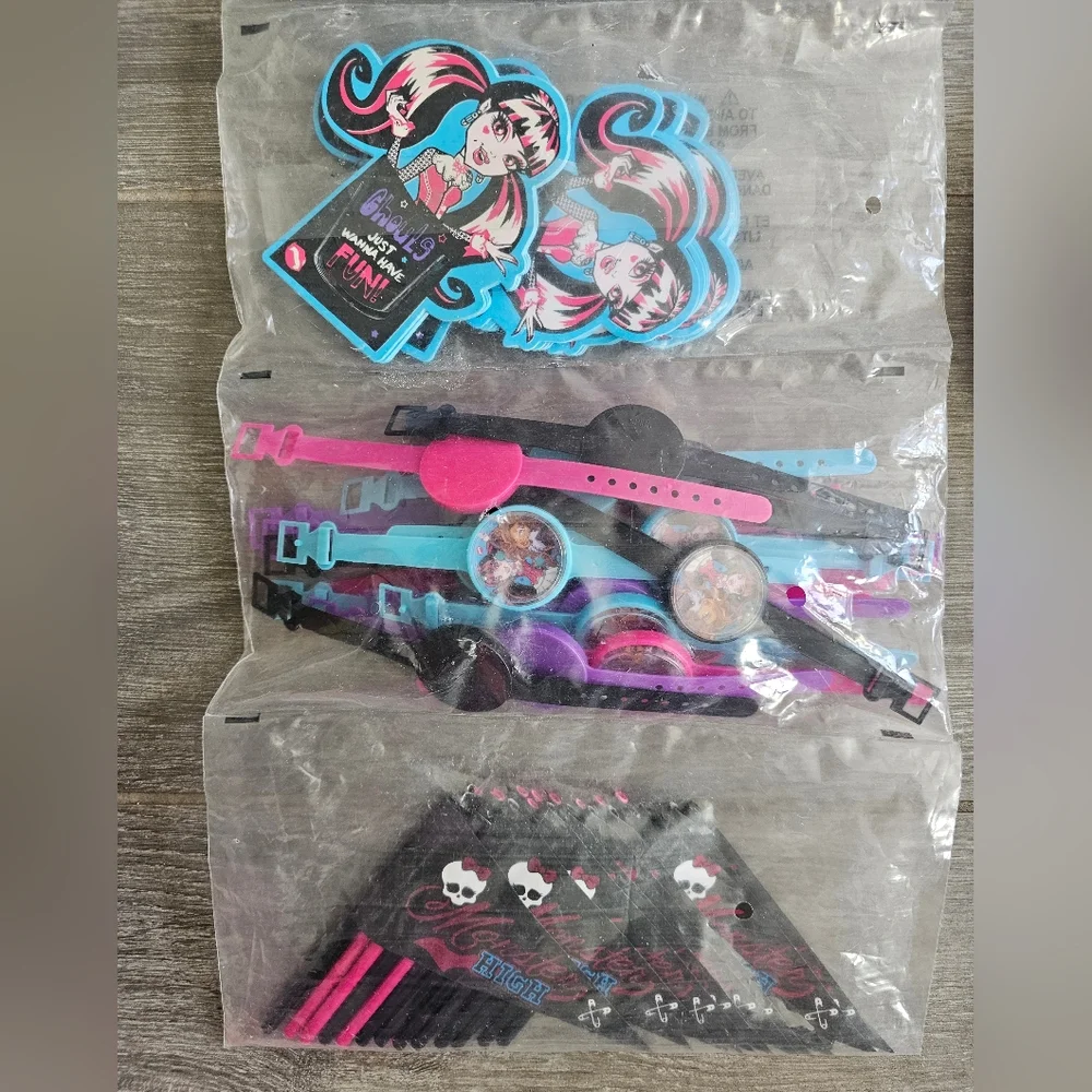 MONSTER HIGH Birthday Party Bundle NWT